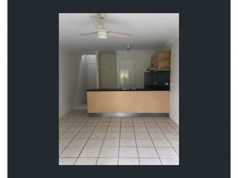 2/19 Bergin Street, Booval QLD 4304