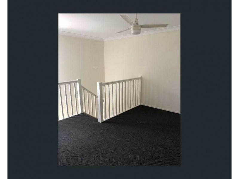 2/19 Bergin Street, Booval QLD 4304