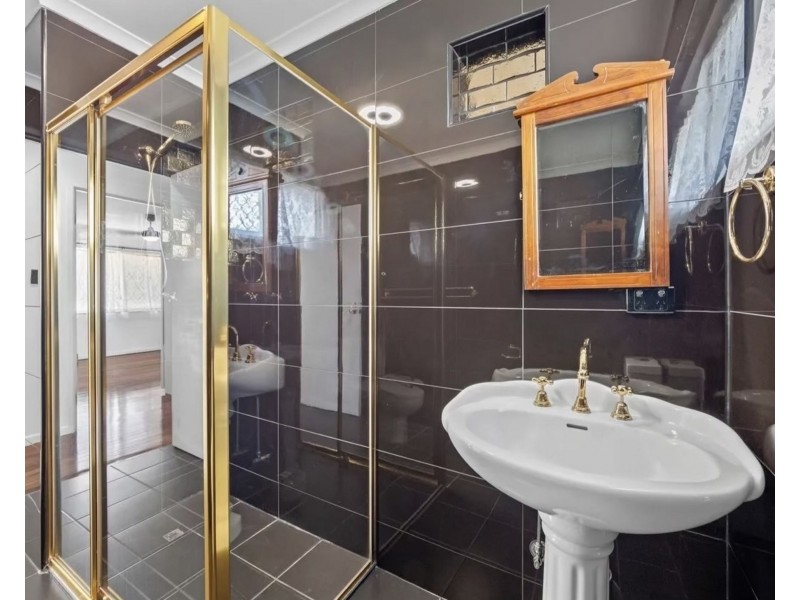 2/17 Taltarni Street, Banyo QLD 4014