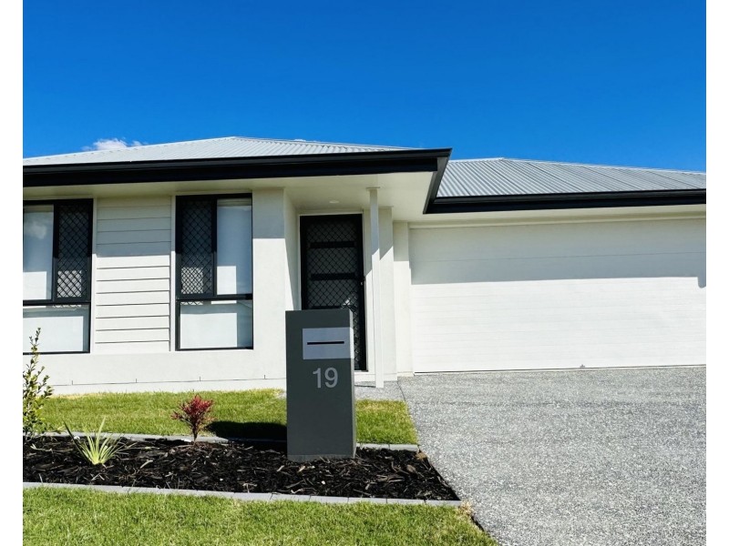 19 Serendipity Street, Morayfield QLD 4506