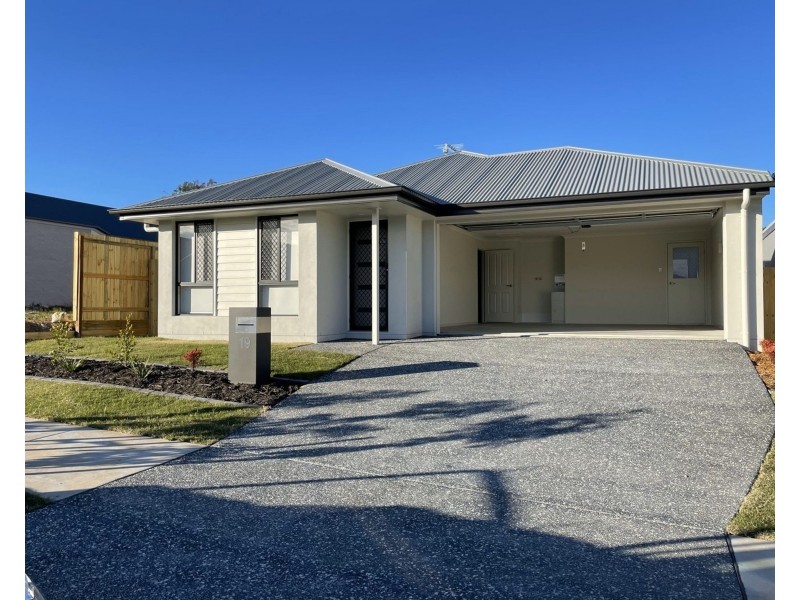 19 Serendipity Street, Morayfield QLD 4506