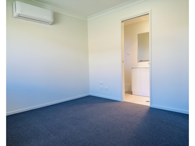 19 Serendipity Street, Morayfield QLD 4506