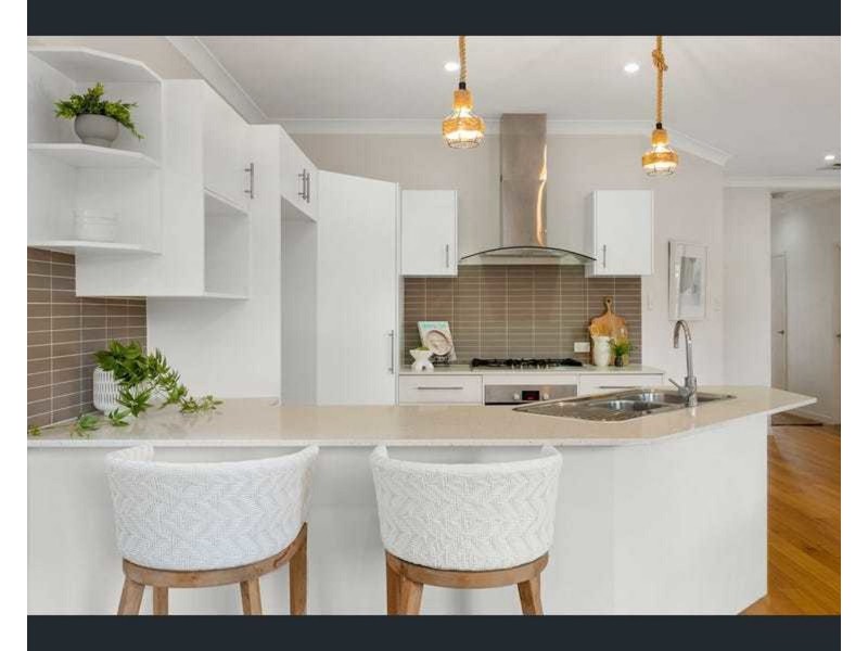 4 Pockley Street, Morningside QLD 4170