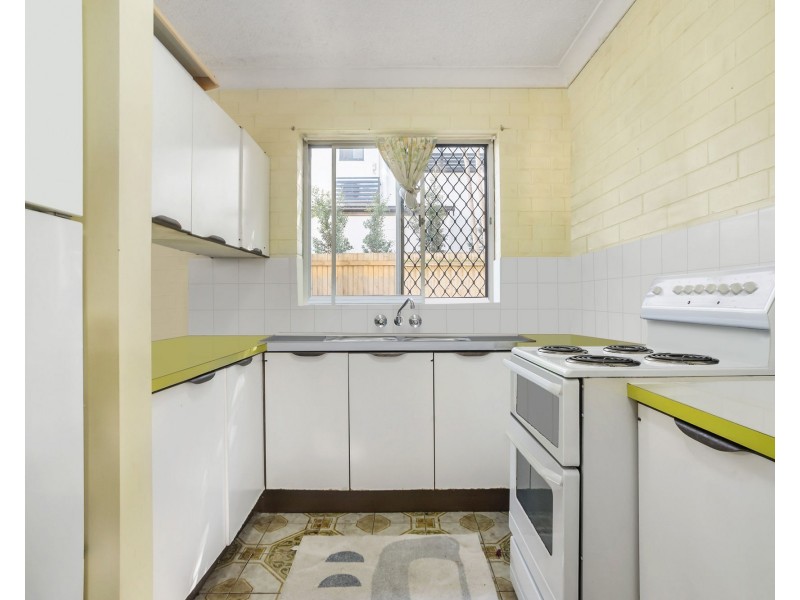 2/14 Church Road, Zillmere QLD 4034