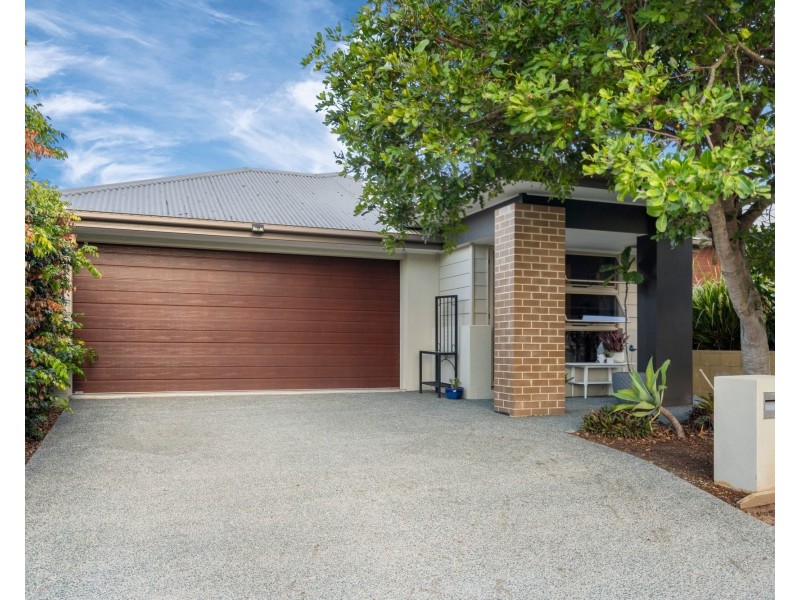 9 Lefroy Court, Warner QLD 4500
