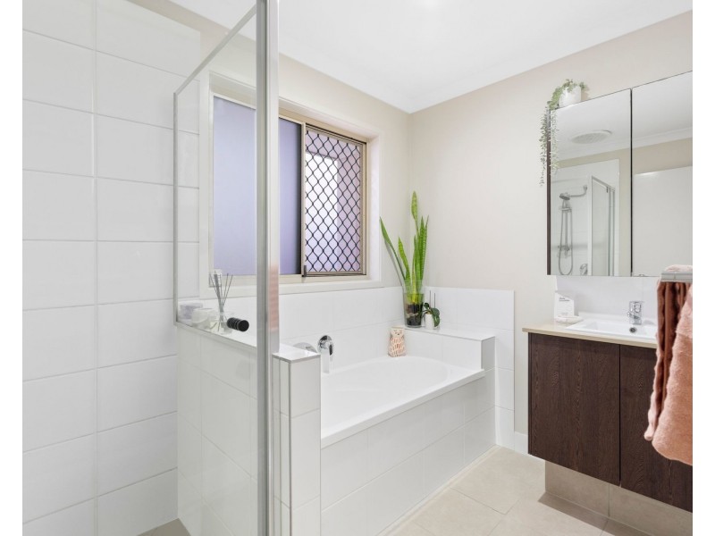 9 Lefroy Court, Warner QLD 4500