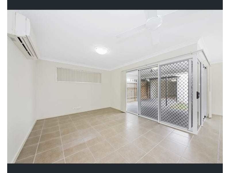 23 Carlingford Circuit, Warner QLD 4500