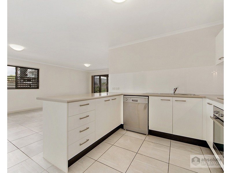 6/19  Latham Street, Chermside QLD 4032