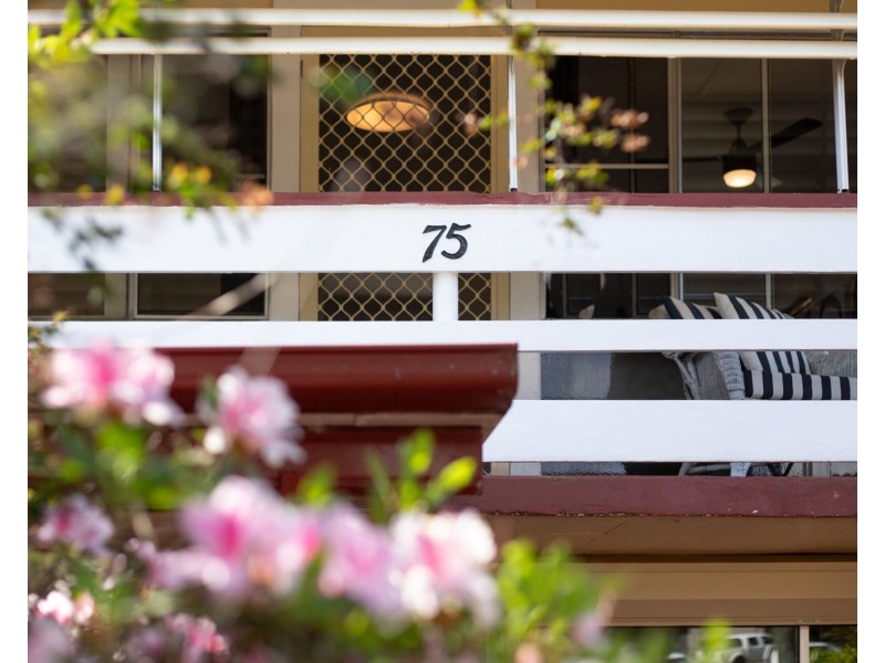 75 Basnett Street, Chermside West QLD 4032