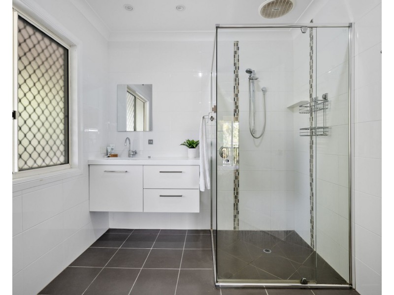 11 Rolls Royce Court, Joyner QLD 4500