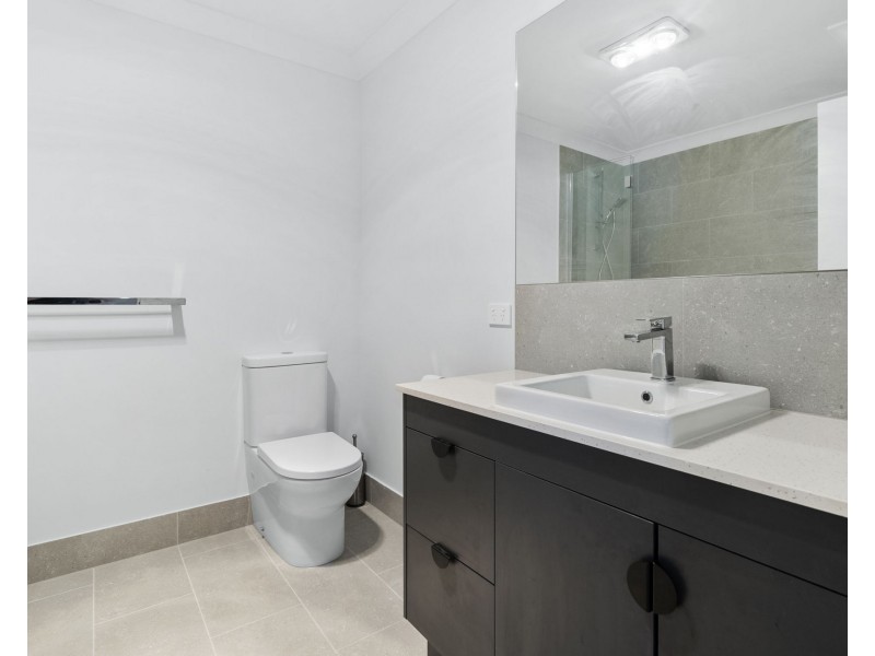 8/113 Todds Road, Lawnton QLD 4501