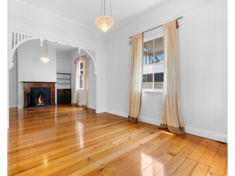 21 Grove Street, Albion QLD 4010