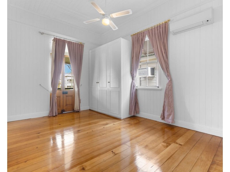 21 Grove Street, Albion QLD 4010