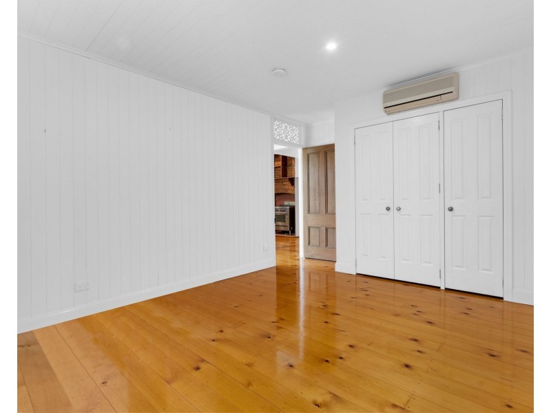 21 Grove Street, Albion QLD 4010