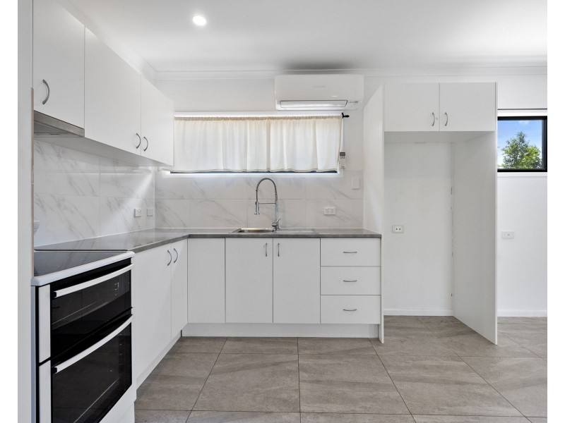 96 Peter Street, Strathpine QLD 4500