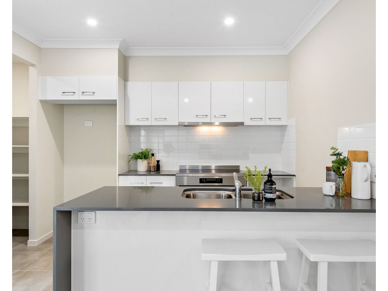 47 Darwin Circuit, North Lakes QLD 4509
