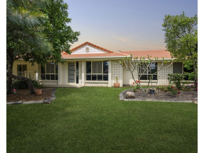 2 Summit Court, Warner QLD 4500