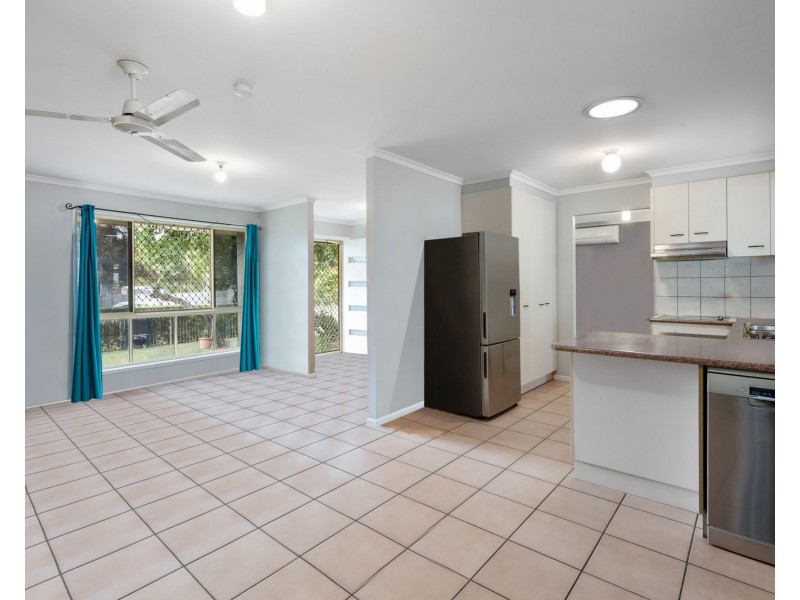 2 Summit Court, Warner QLD 4500