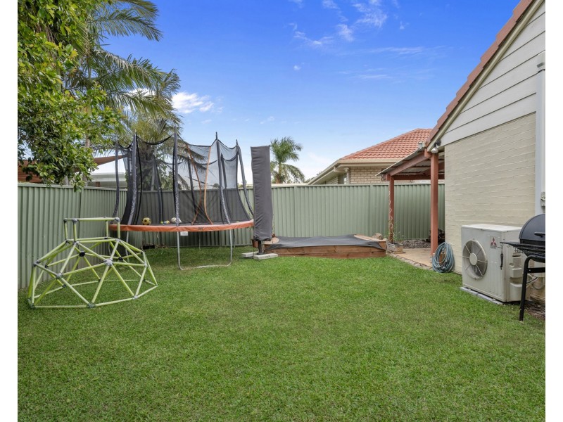 2 Summit Court, Warner QLD 4500