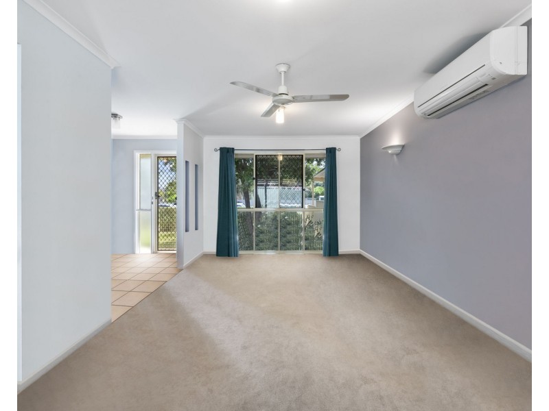2 Summit Court, Warner QLD 4500