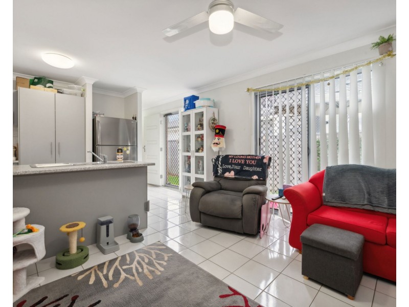 43 Hillary Drive, Warner QLD 4500