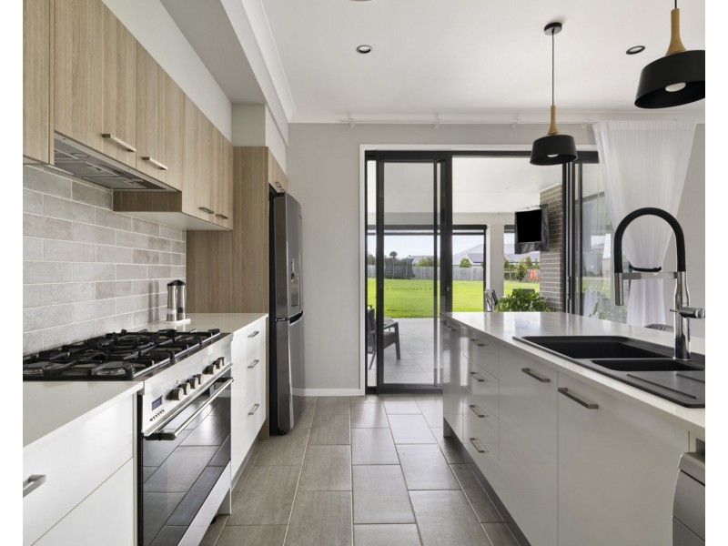 41 Limburg Avenue, Caboolture QLD 4510