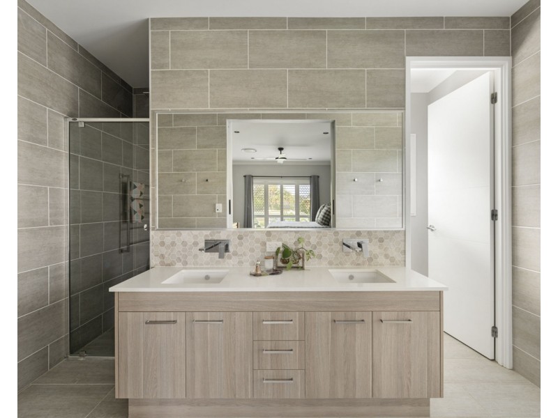 41 Limburg Avenue, Caboolture QLD 4510