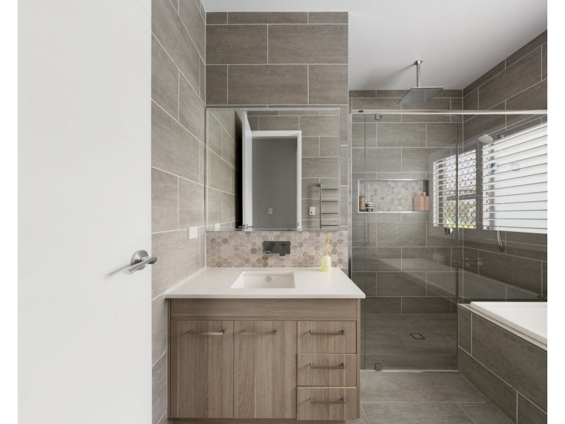 41 Limburg Avenue, Caboolture QLD 4510