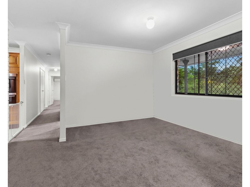 27 Takitimu Street, Aspley QLD 4034