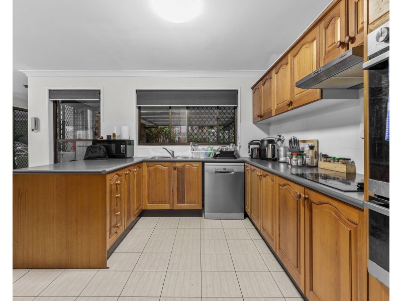 27 Takitimu Street, Aspley QLD 4034