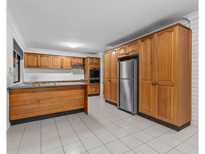 27 Takitimu Street, Aspley QLD 4034