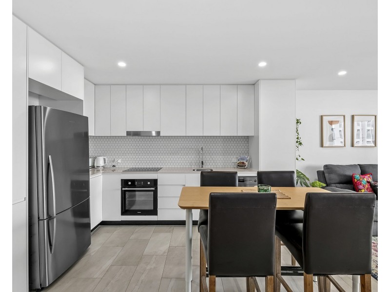 207/51 Latham Street, Chermside QLD 4032