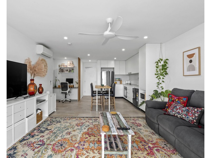 207/51 Latham Street, Chermside QLD 4032