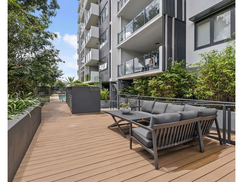 207/51 Latham Street, Chermside QLD 4032