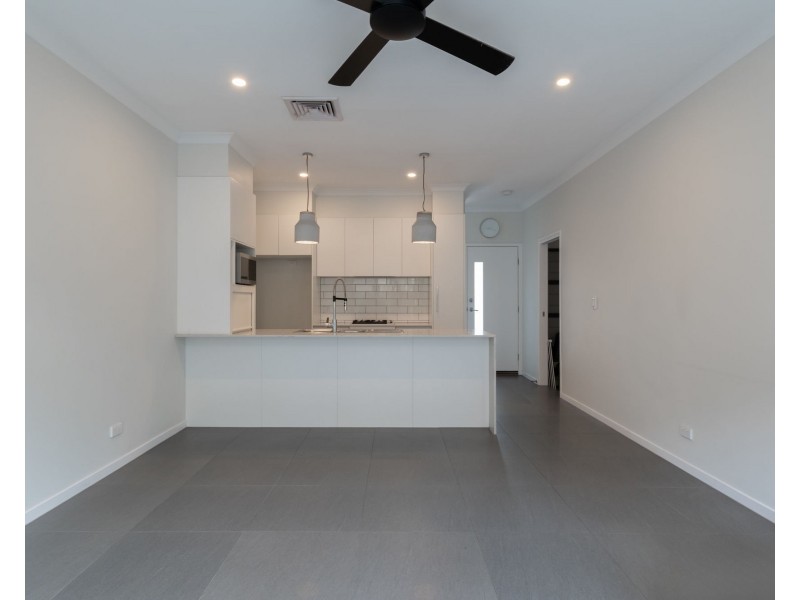 2/95 Junction Road, Clayfield QLD 4011