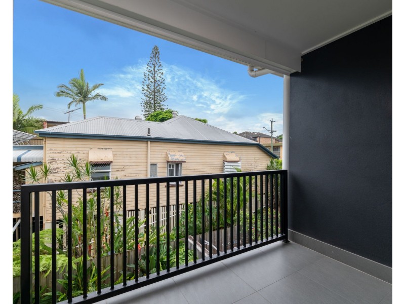 2/95 Junction Road, Clayfield QLD 4011