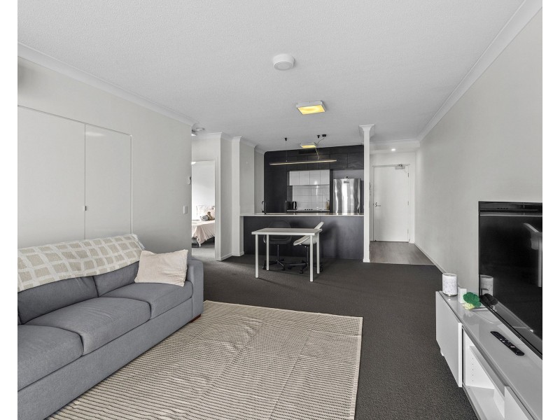 308/59 Latham Street, Chermside QLD 4032