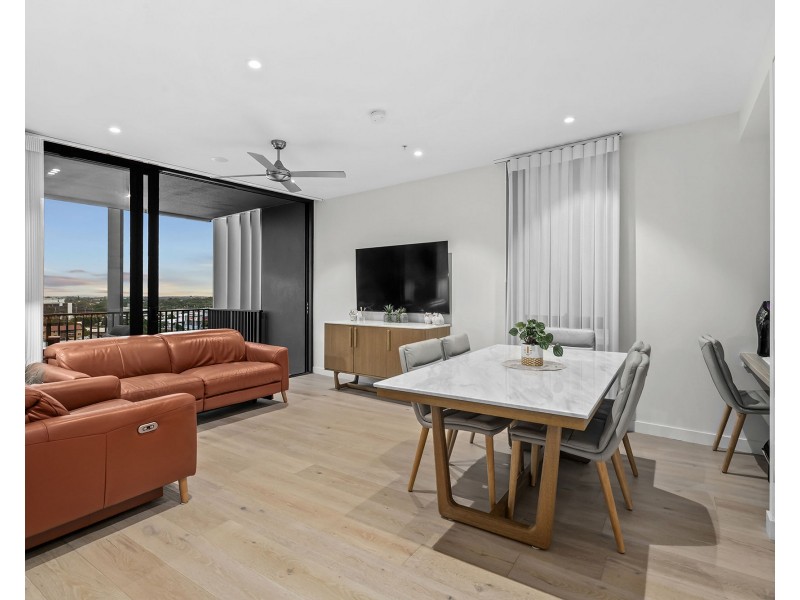 1114/49 Sparkes Street, Chermside QLD 4032