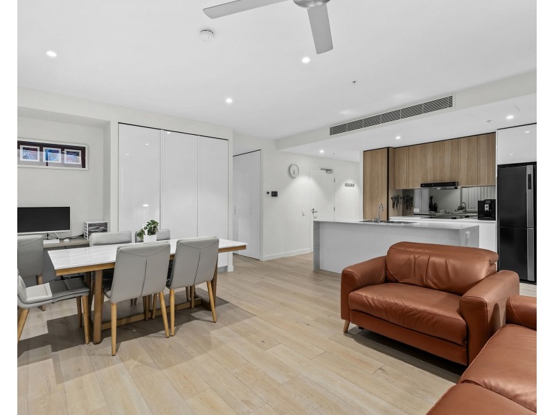 1114/49 Sparkes Street, Chermside QLD 4032