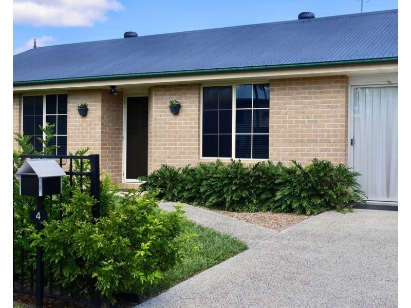 4 Henschke Court, Caboolture QLD 4510