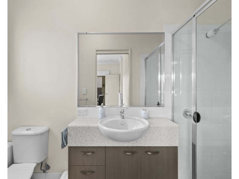 2/34 Harold Street, Zillmere QLD 4034