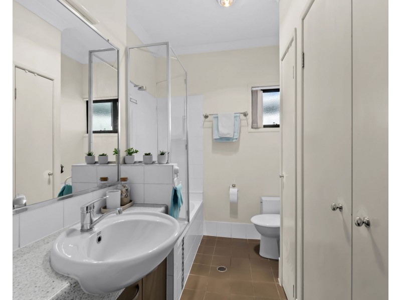 2/34 Harold Street, Zillmere QLD 4034