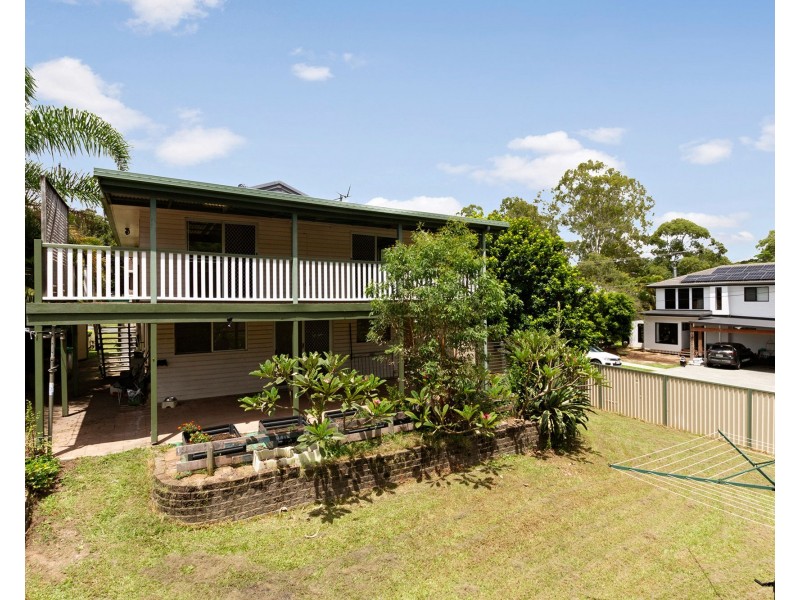 10 Nyora Street, Everton Hills QLD 4053