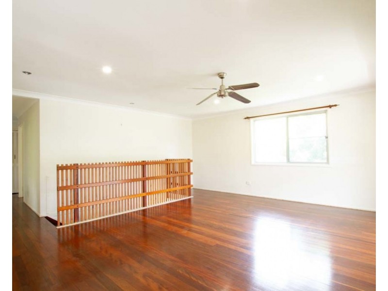 10 Nyora Street, Everton Hills QLD 4053