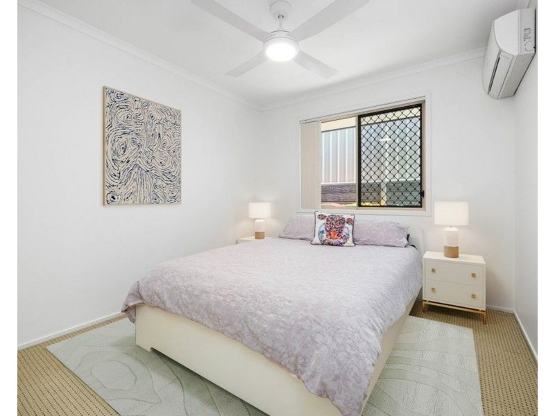 4 Trevi Place, Springfield Lakes QLD 4300