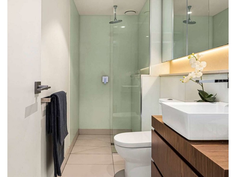 2 Claremont Street, South Yarra VIC 3141
