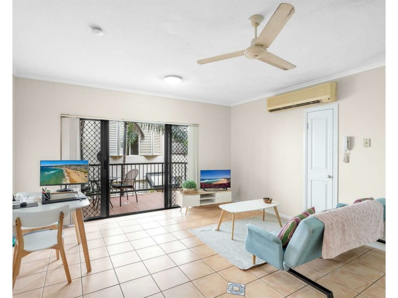11 McLeod Street, Cairns City QLD 4870