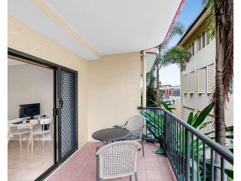 11 McLeod Street, Cairns City QLD 4870