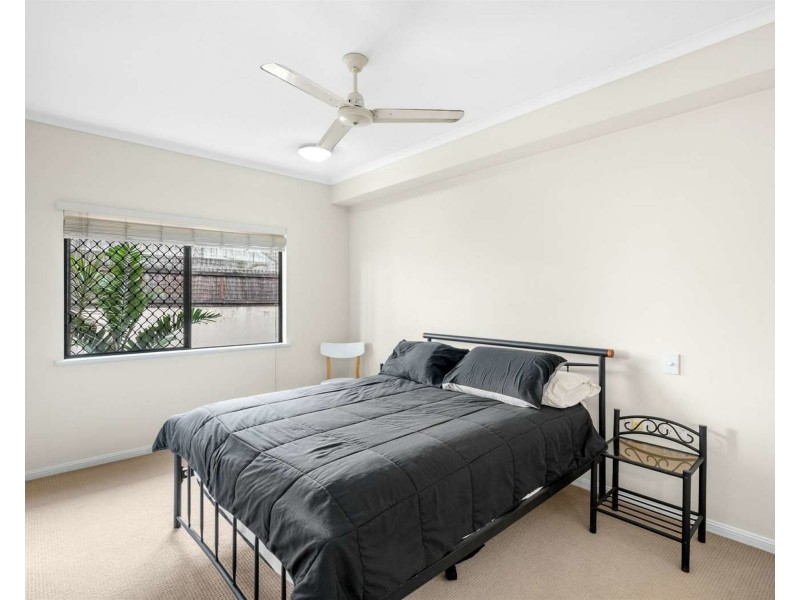 11 McLeod Street, Cairns City QLD 4870