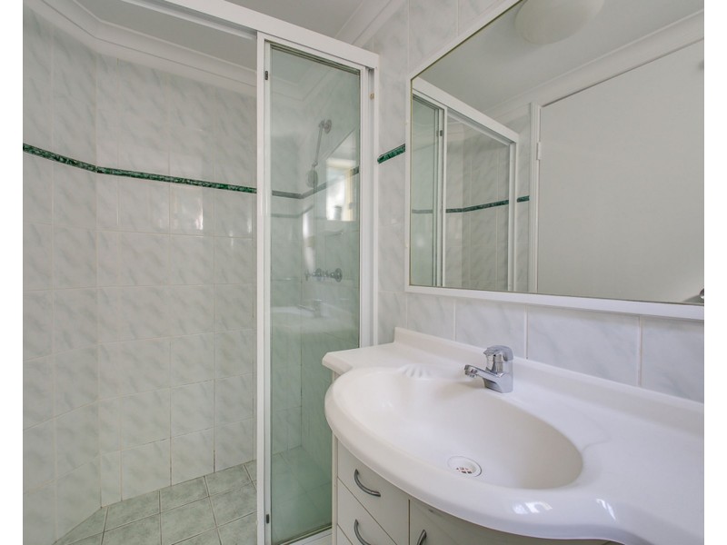 2/18 Frederick Street, Alderley QLD 4051